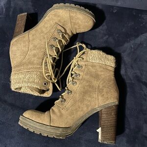Tan sweater boot